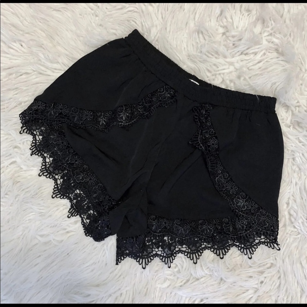 Lace Shorts - Picture 3 of 4